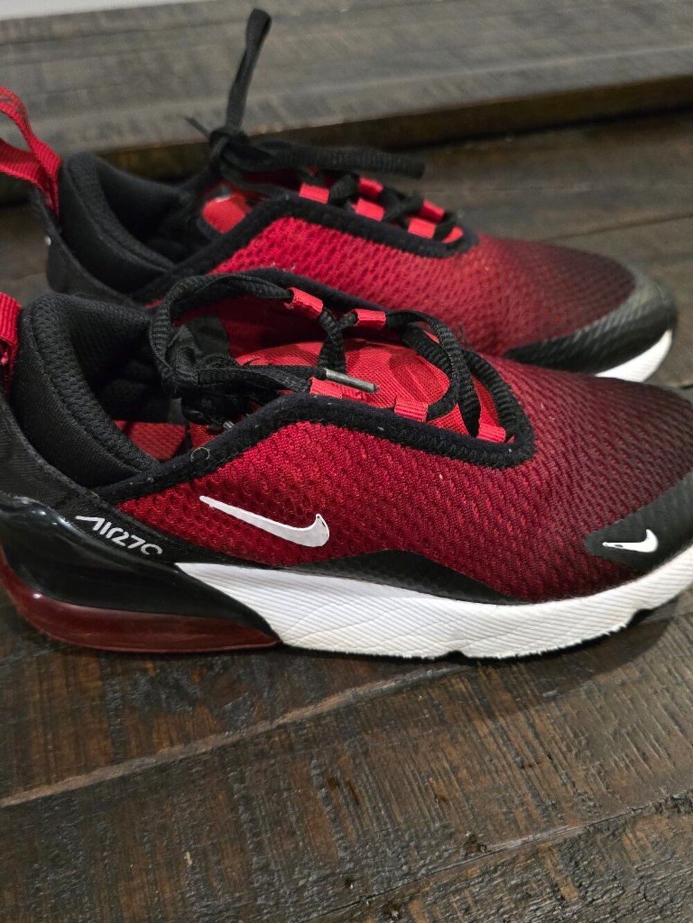 Nike Air Max 270 Boys' "Gym Red/White/Black" Shoe size 1
